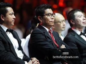 体育巨头电,竞盛典,战队荣耀绽,体育平台官网,体育平台App,体育平台下载,体育平台登录,体育平台赛事直播